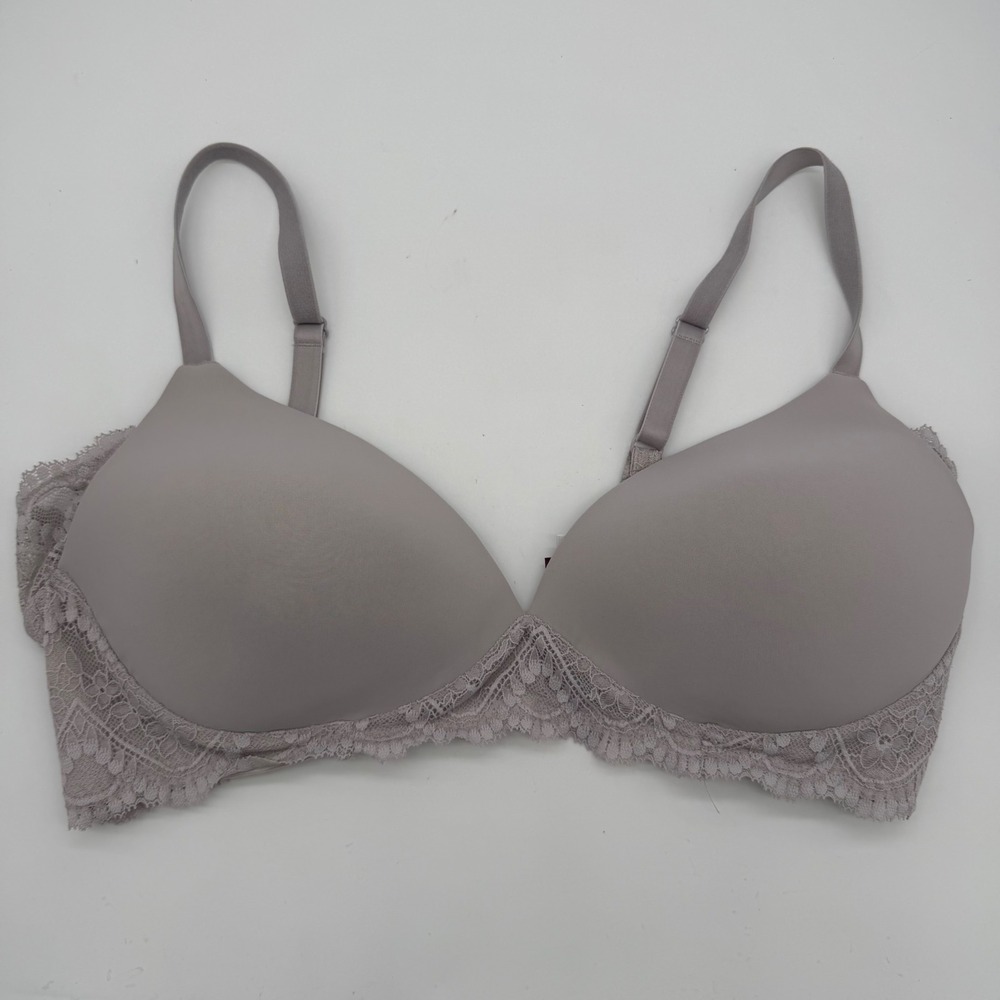Adore Me 36D Gray Lace Trim Contour Bra Smooth Molded Cup Adjustable Straps